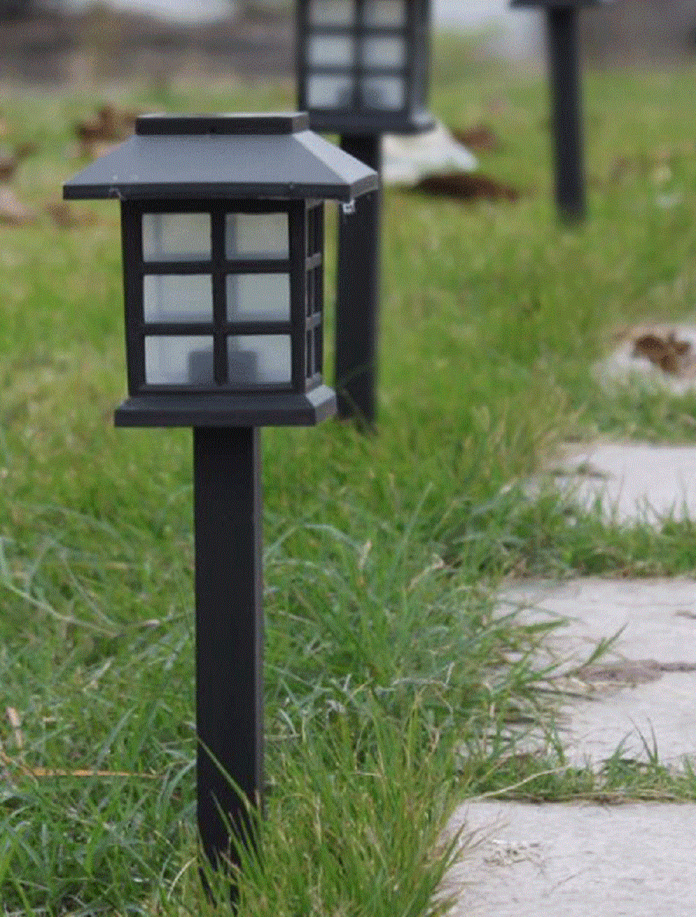 Lámparas de césped impermeables luces de estaca de jardín solar Decoración de iluminación de camino al aire libre (ESG17325)